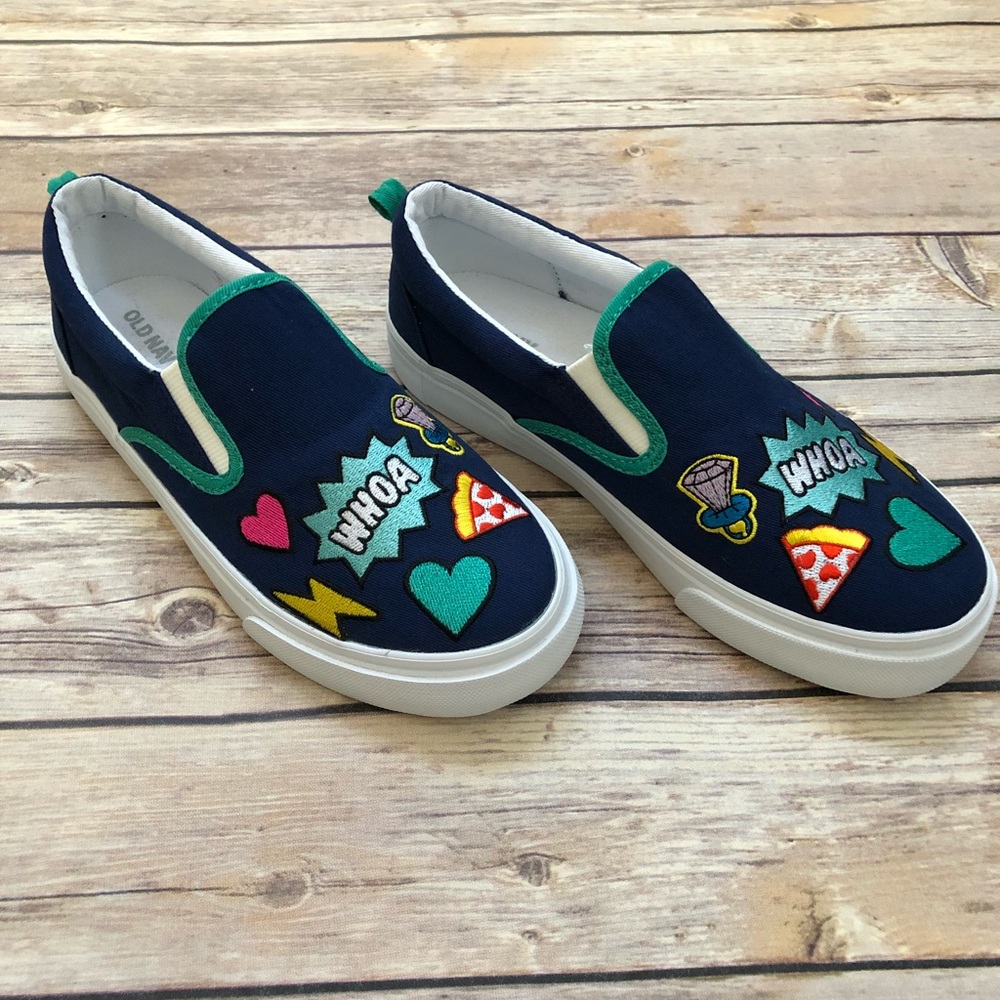 NWOT Girls size 2 graphic print slip on shoes